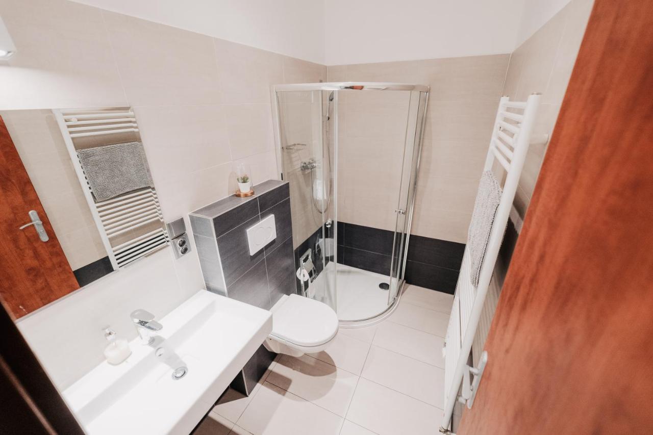 Elegant Studio, 400M From The Square Daire Plzeň Dış mekan fotoğraf